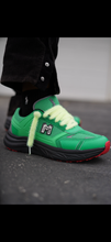 Load image into Gallery viewer, MZO 2 shoe
